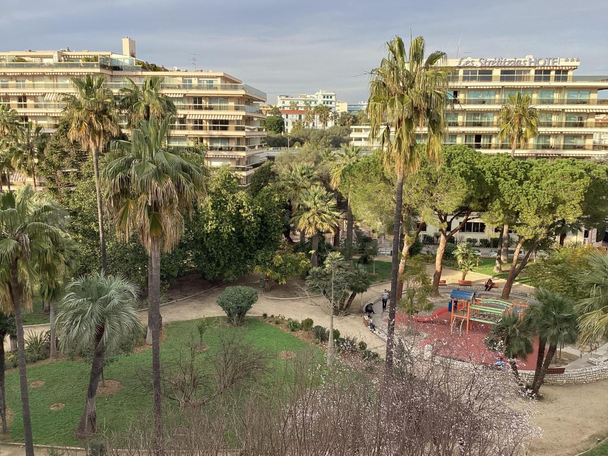 Appartement 2 Pieces Meubles A Juan Les Pins Antibes Exterior foto